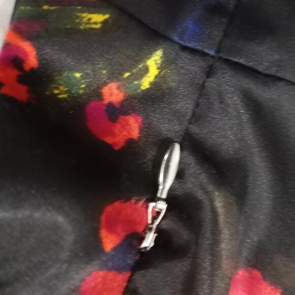 EXPRESS BLACK|RED SLEEVELESS TOP WITH TIE BOW WOMEN SIZE M - Picture 3 of 11